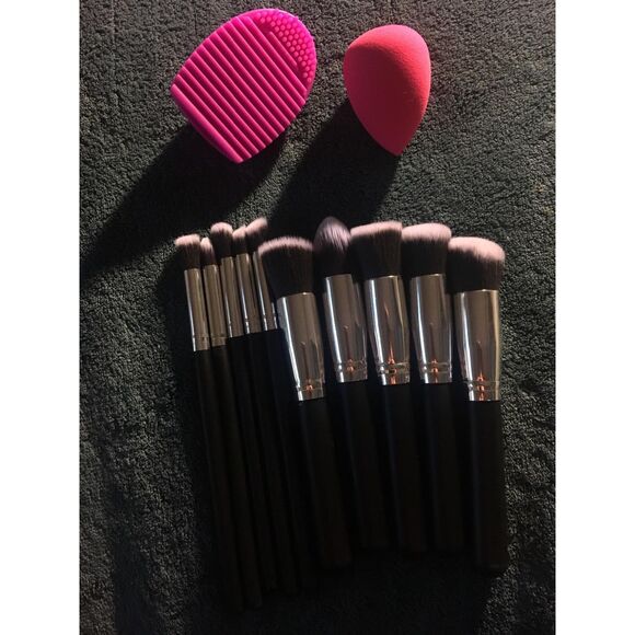 Professional Makeup Brushes Set 2 Blender Sponge With Beauty Paper Case - Picture 5 of 5